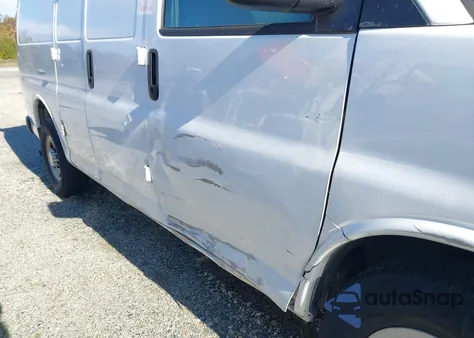 2015 Chevrolet Express 2500 Work Van из США, поврежденный, VIN 1GCWGFCF8F1156914